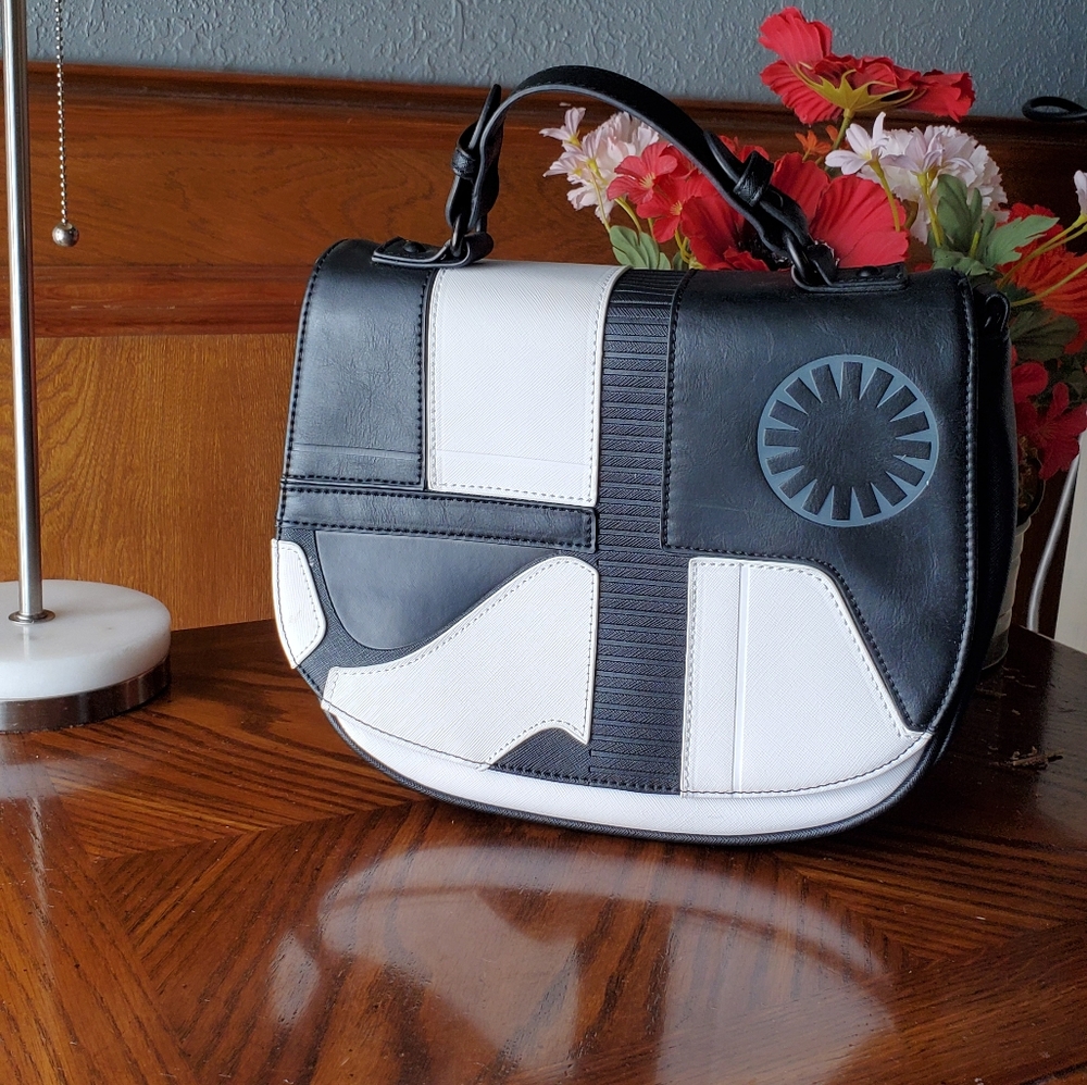 COPY - Loungefly Star Wars purse